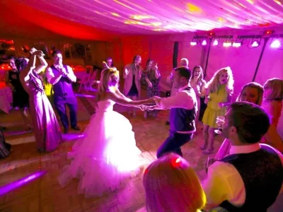 Couple DJ Dancing in their special Day