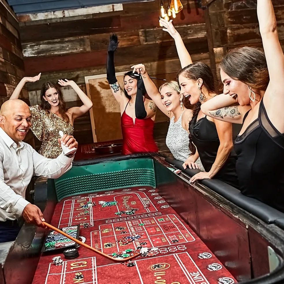 People enjoying Casino Parties