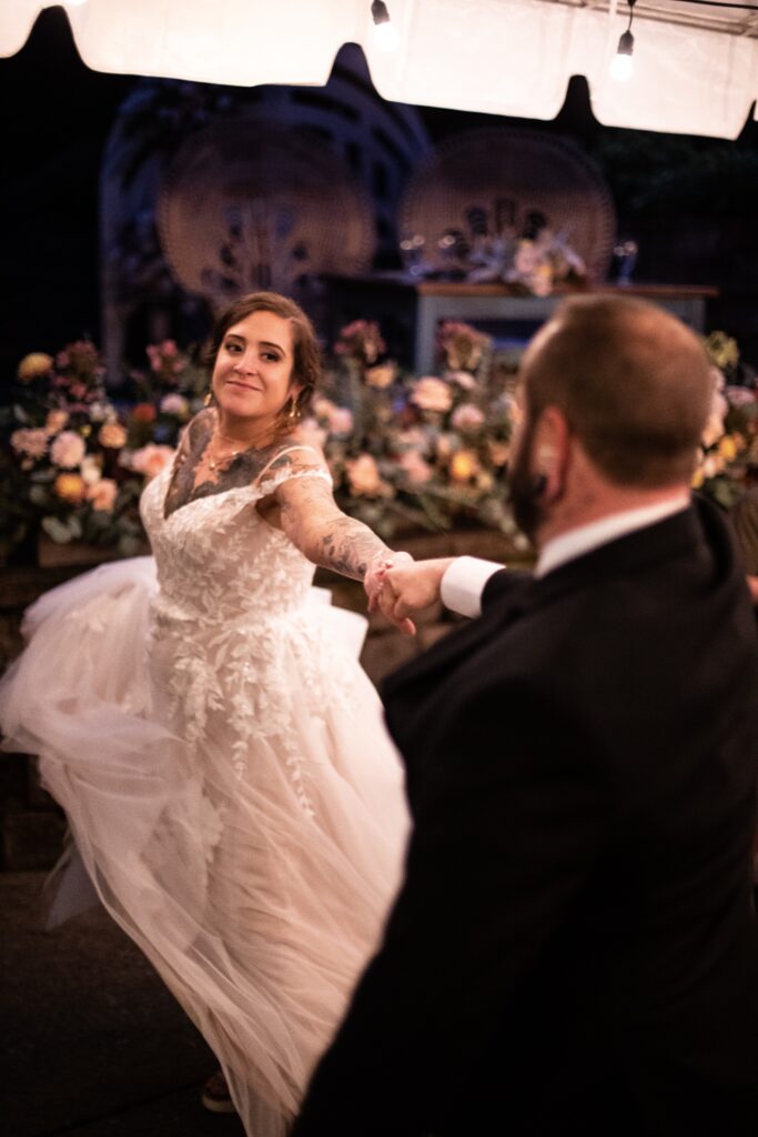 Couple dancing at their Wedding
