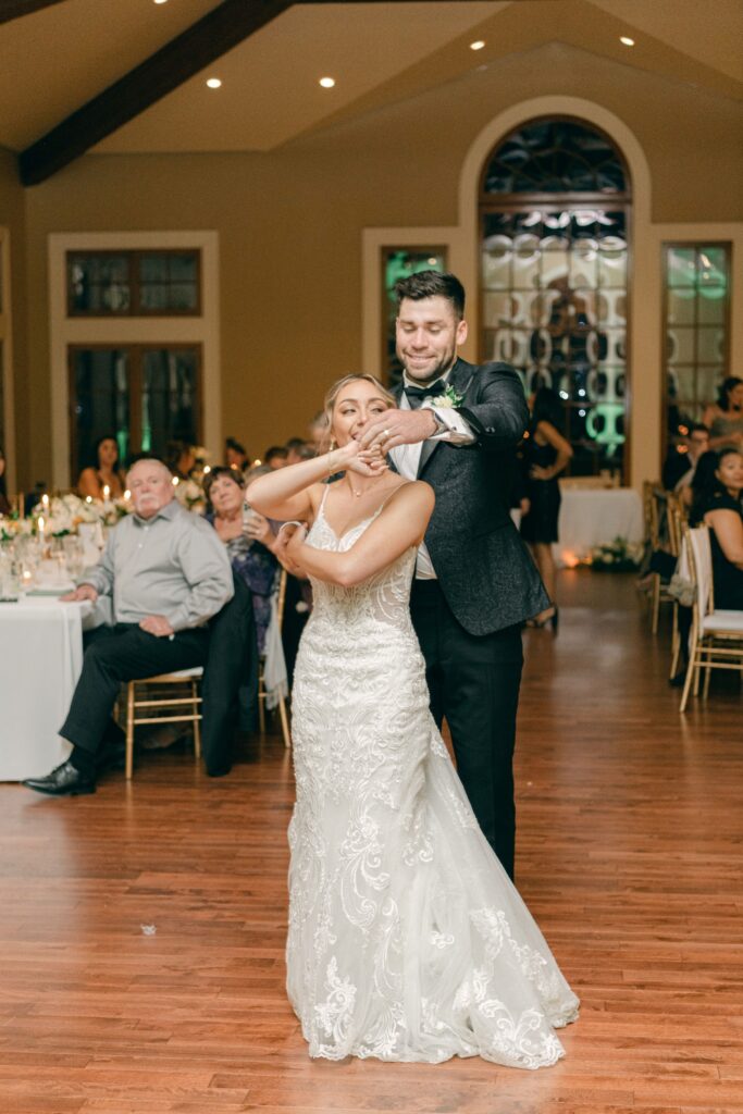 Couple first dance in reception DJ