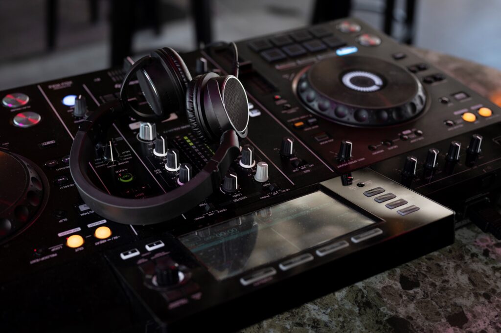 Equipment’s used for DJ Services