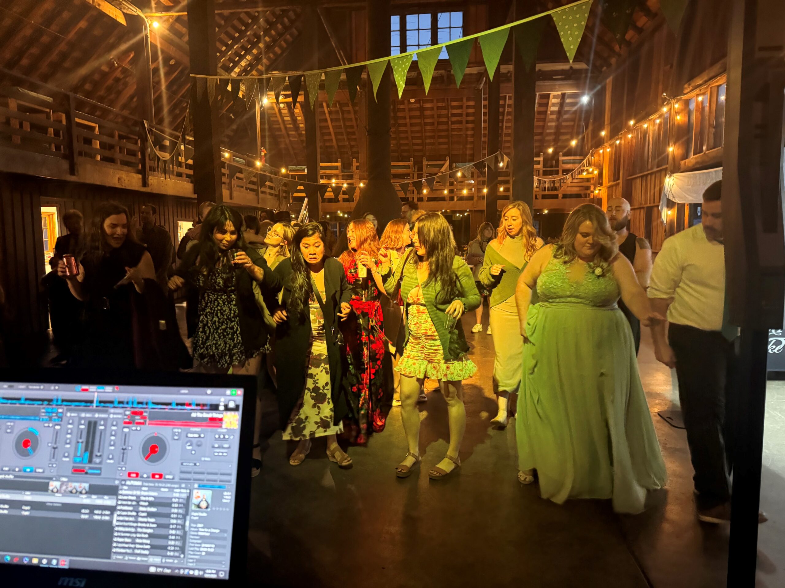 Hire the Best Corporate DJ for your Events