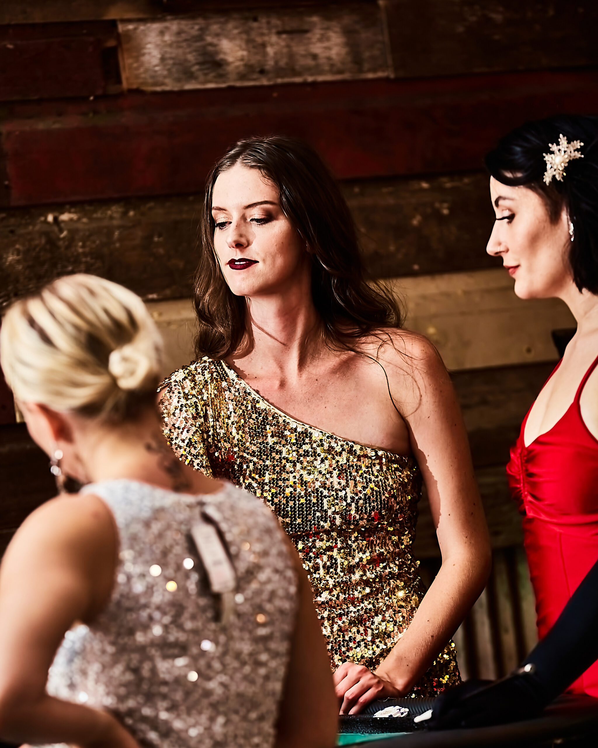 Professional casino dealer at Oregon event